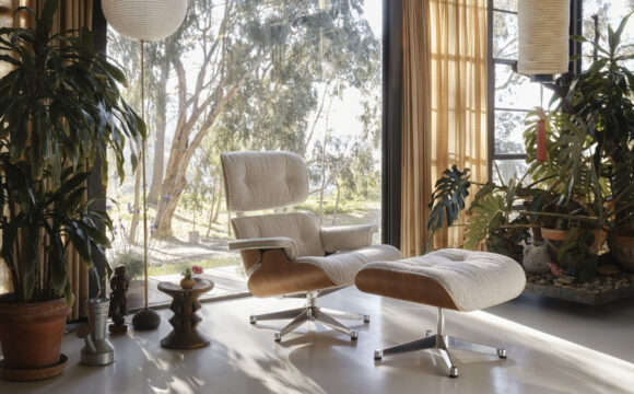 VITRA: EAMES LOUNGE CHAIR SPECIAL