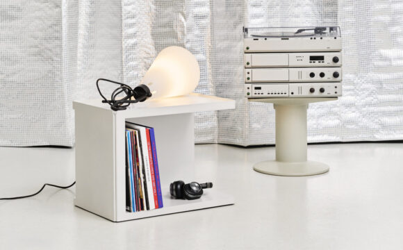 NEU: Beistelltisch Ambito von Tola Dolza